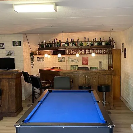 Carpe Diem Met Bar Biljart En Sauna 别墅 洛赫姆