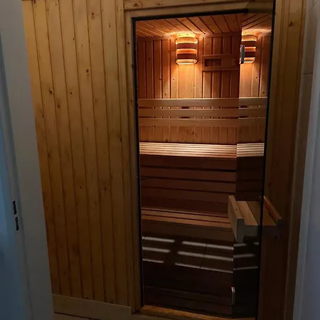 别墅 Carpe Diem Met Bar Biljart En Sauna *